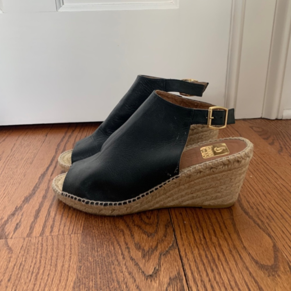 Kanna Wedges
